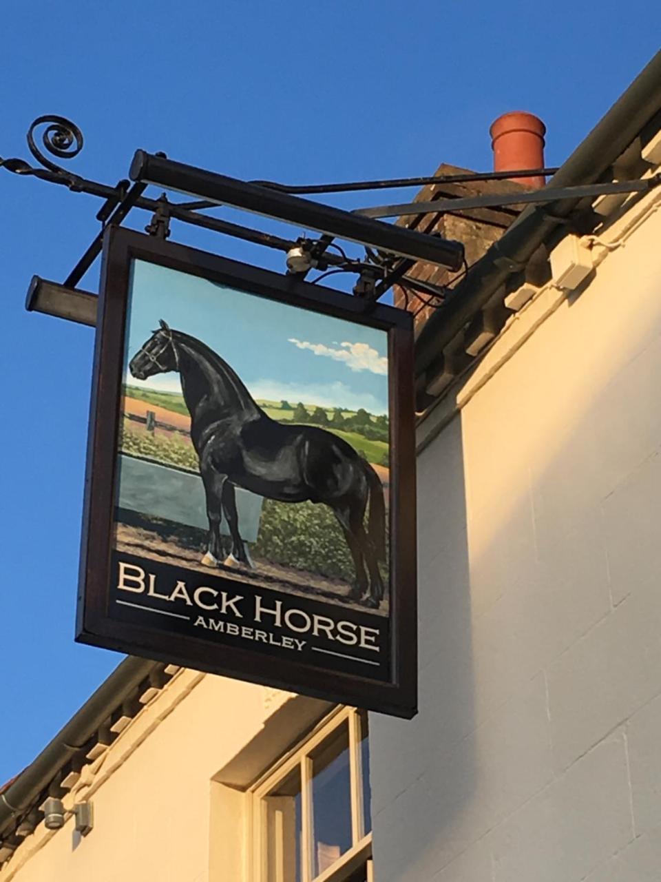 Black Horse Amberley  Luaran gambar